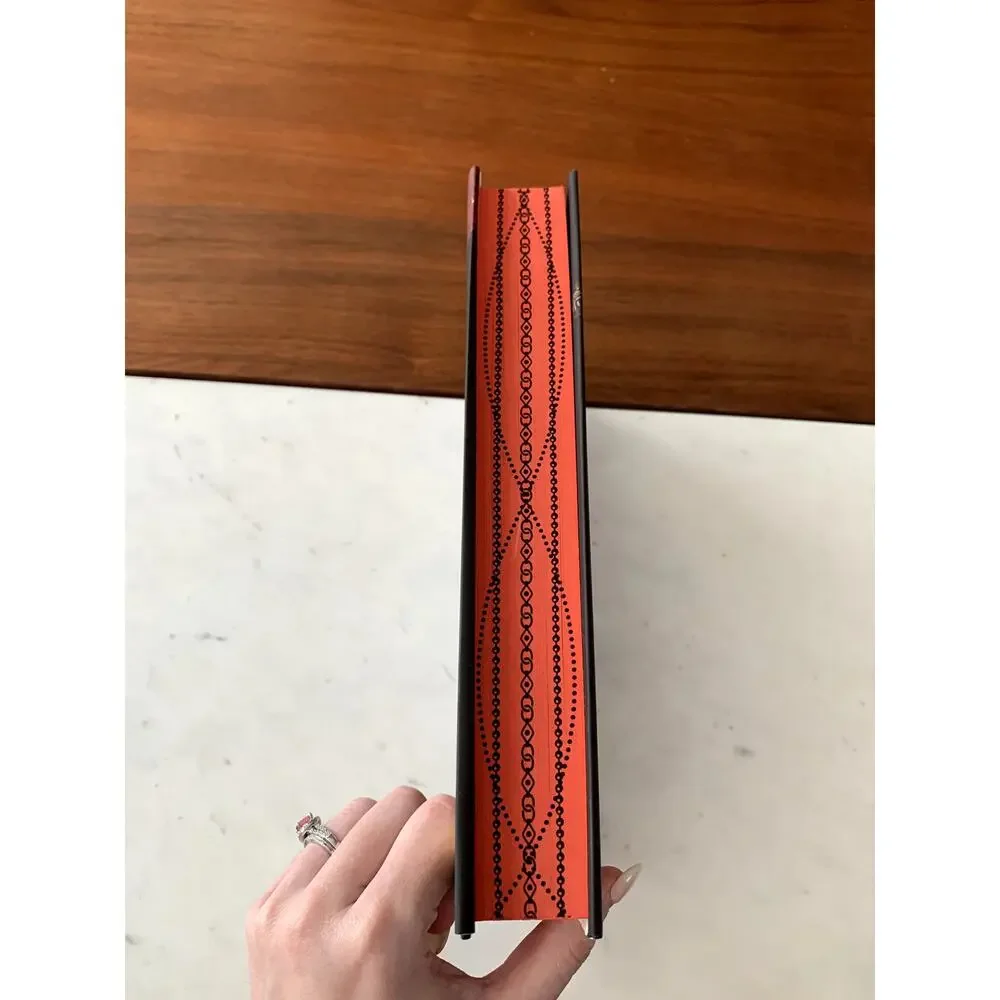 *RARE SIGNED* Leigh Bardugo The Familiar Waterstones UK Edition
